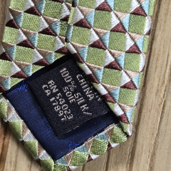 Banana Republic Green Patterned Men's 💯 Silk Tie - Picture 4 of 6